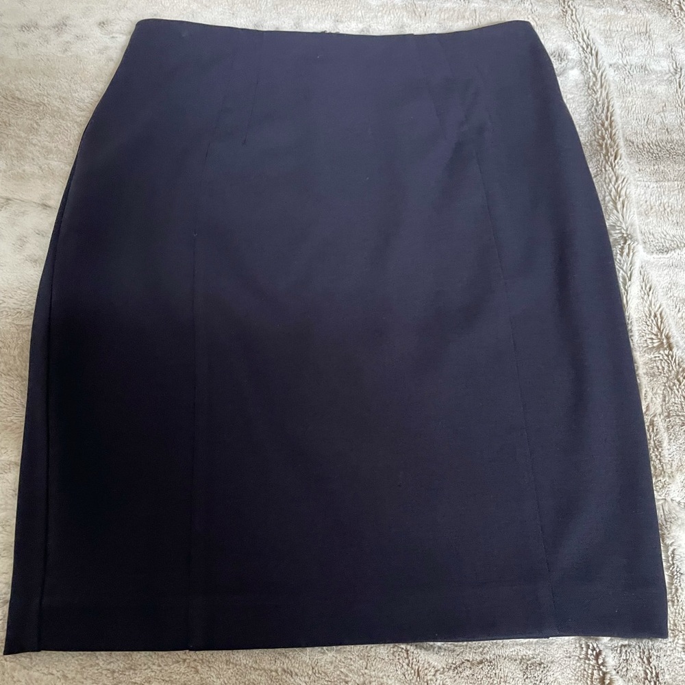 Express knee length skirt size 8